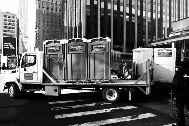 Portable Toilet Options We Offer in Siloam Springs, AR